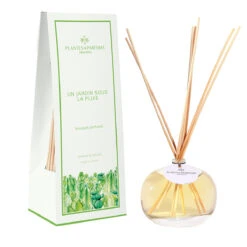 Bouquet Parfumé Un Jardin Sous La Pluie